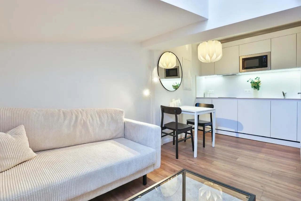 Superbe Studio Nice Hyper Centre Immeuble Standing France